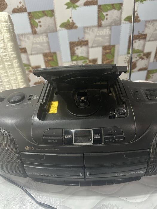 Продам магнитофон