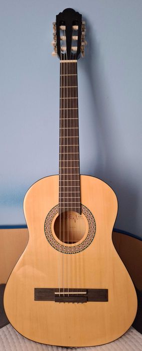 Chitară clasică Pulse