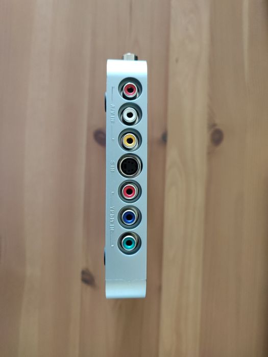 Продам TV-тюнер AVerMedia A219