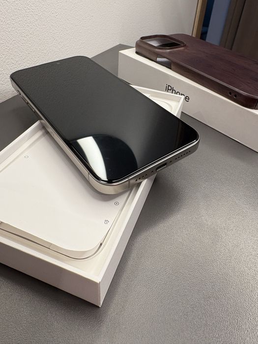 Iphone 15 pro max емкость90%