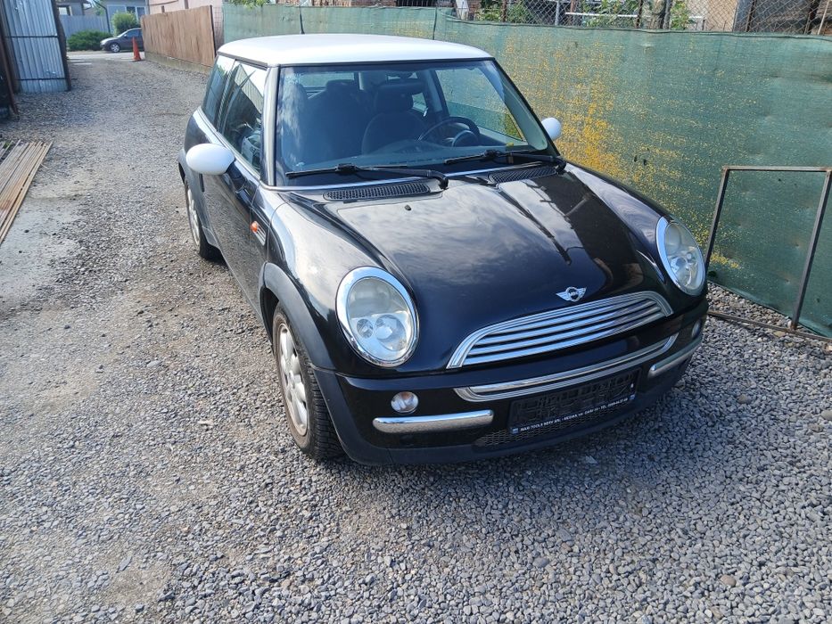 Dezmembrez Piese Mini Cooper din 2004