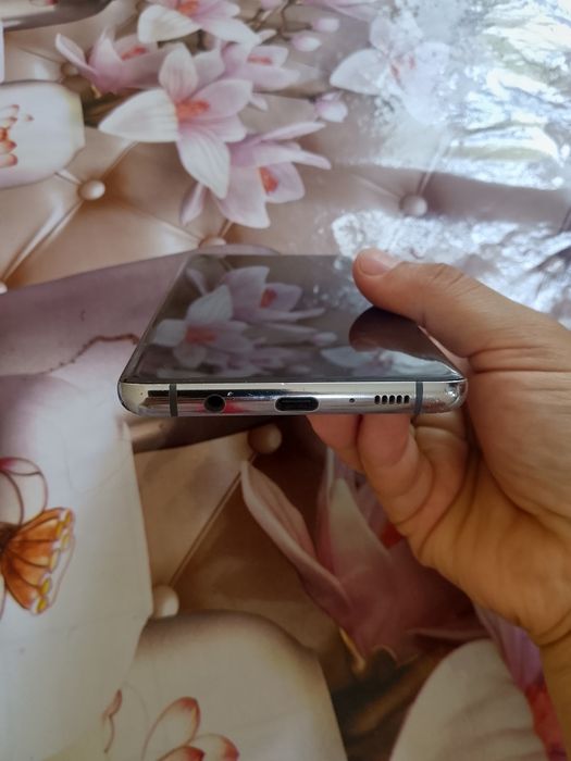 Samsung Galaxy S10 5G 8 / 256