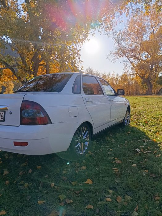 Лада Приора 12 год