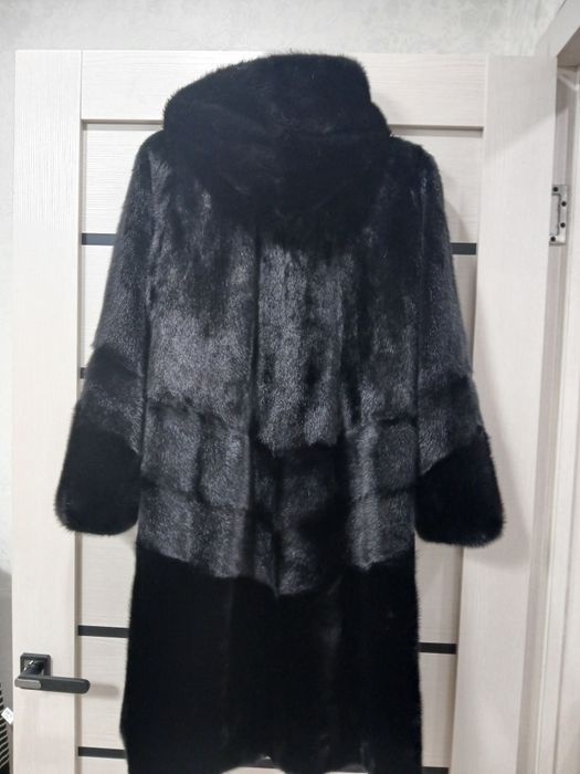 Шубы норковая 46-48 р.