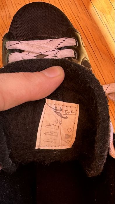 Хоккейные коньки Teku черные 44 размер