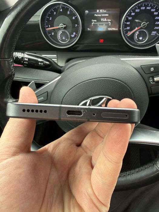 Xiaomi Redmi K80 12/256 (Snapdragon 8 Gen 3)