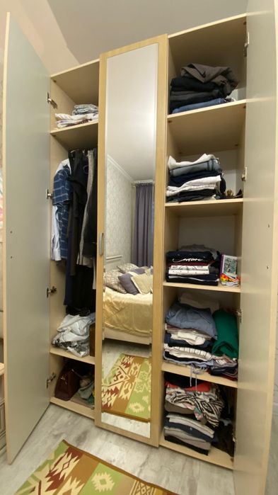 Продам трёхстворчатый шкаф