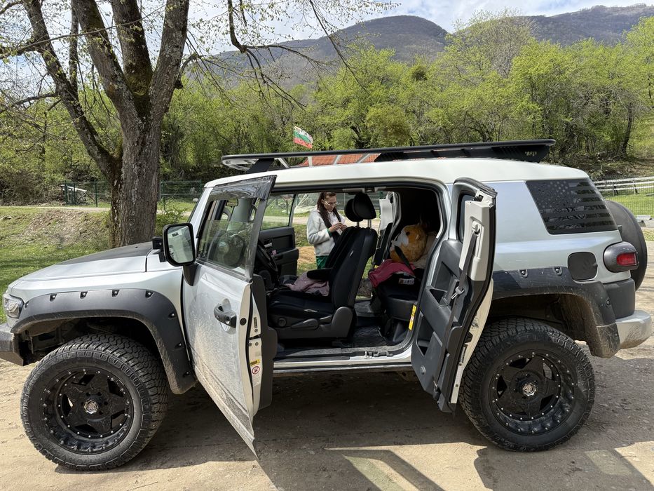 Продават се 285/55/20