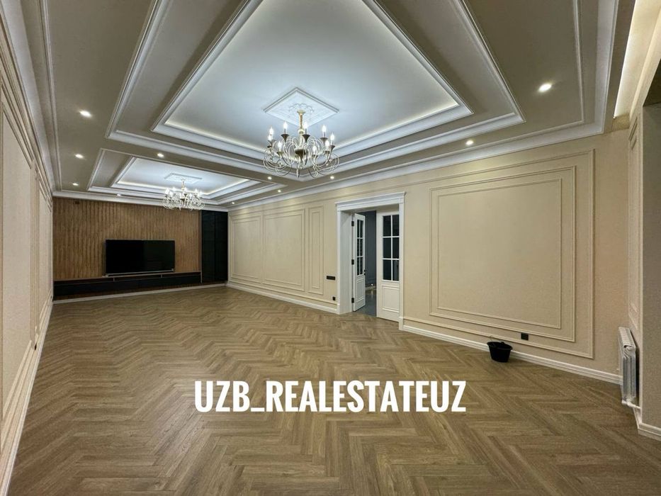 Мирзо Улугбекский район Ор-р: Центр Луначарский  5,5.соток 600м2