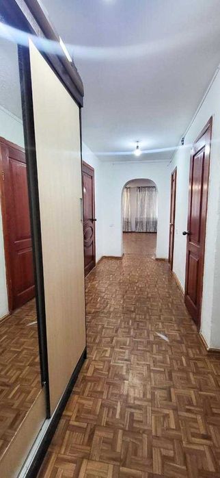 продам 2х ком квартиру  Даулет Империя