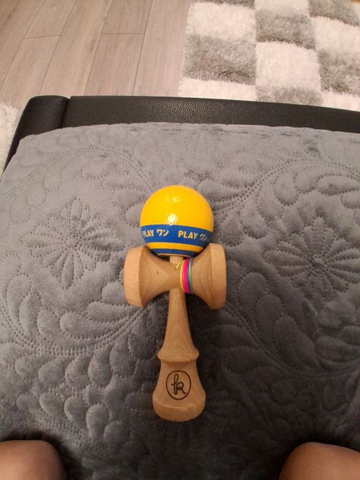 Vând kendame mai multe datali în privat