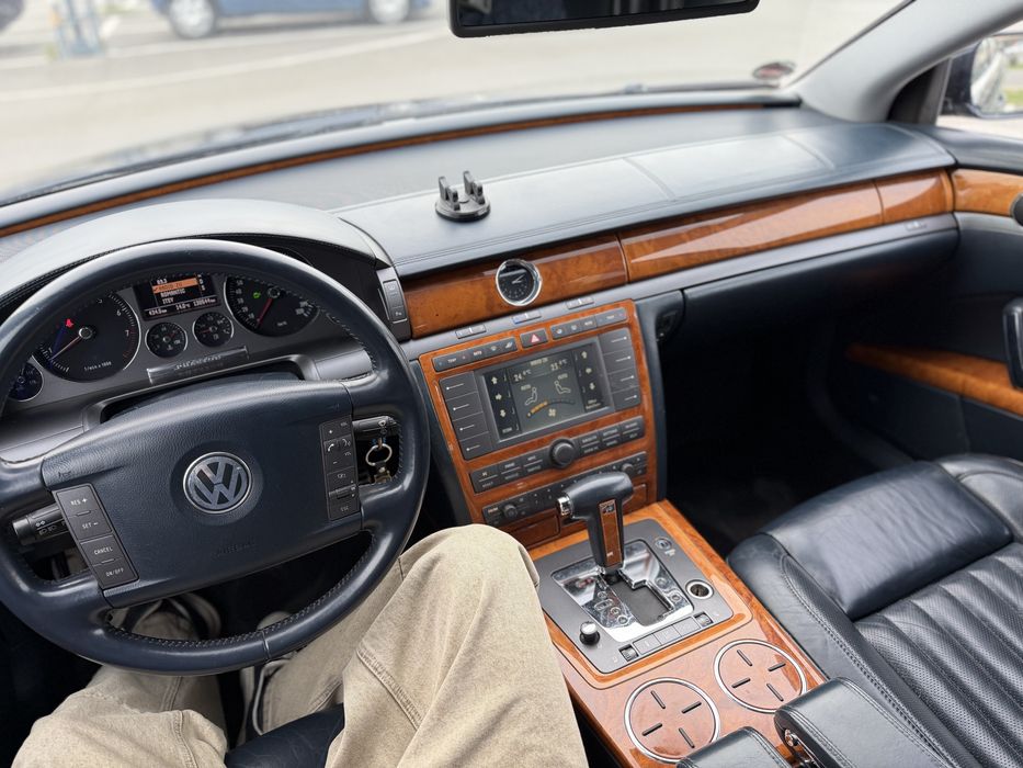VW Phaeton Long 4 Locuri Individual 4.2 benzina + Gpl