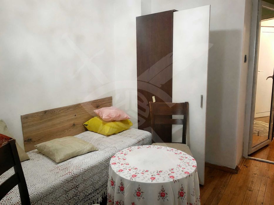 Дава се под наем Едностаен апартамент в Бургас, Лазур - 23 кв.м за 250 € - Снимка #2