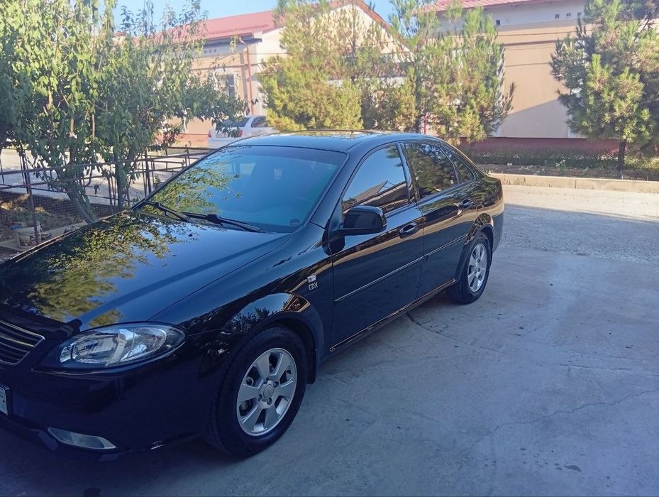 Gentra 2023 Black metallic