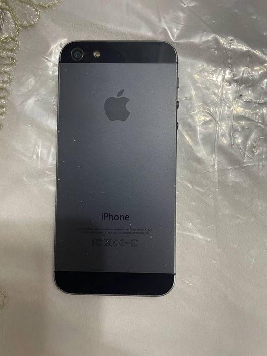 срочно продаю Iphone 5