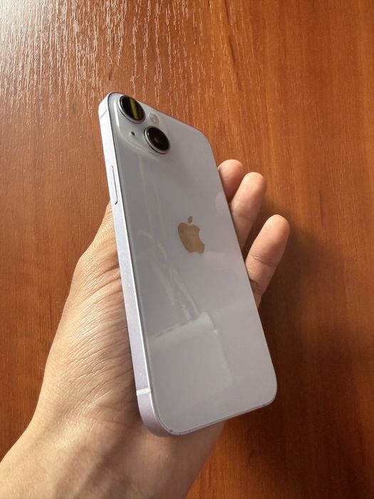 Продам Айфон 14