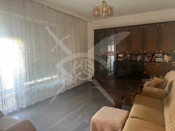 Дава се под наем Тристаен апартамент в Пловдив, Въстанически - 96 кв.м за 115000 € - Снимка #2