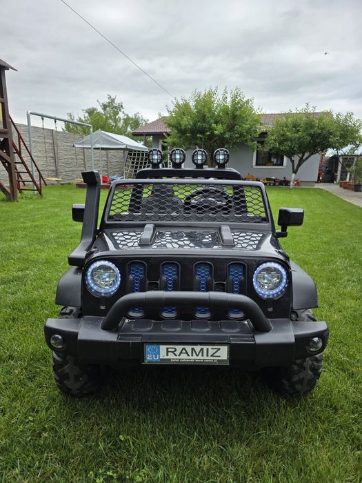 Masina copii 4X4 electrica cu 2 locuri