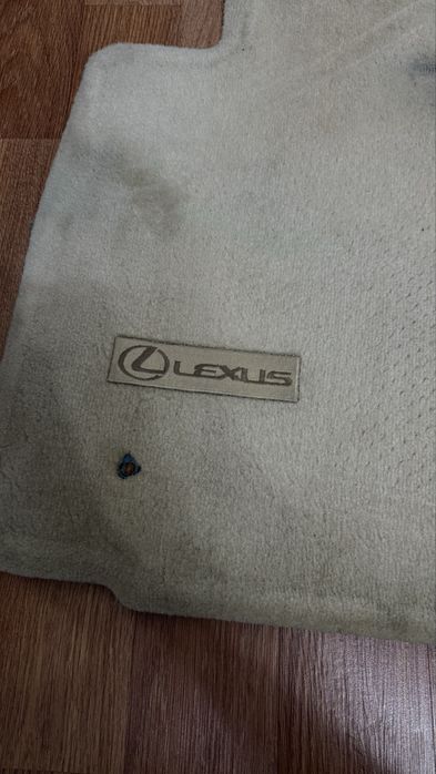 Полики на Lexus es350 xv40