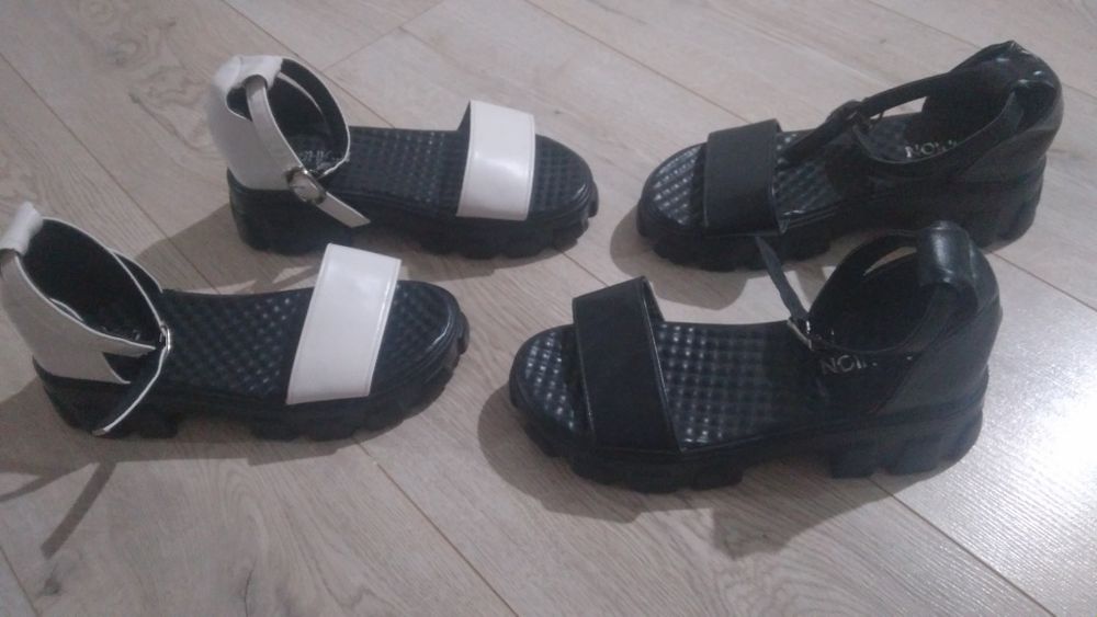 Сандали новые размер 39,40