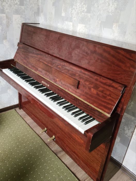 Shoshilinch! Arzon Riga pianino sotiladi – holati zo‘r