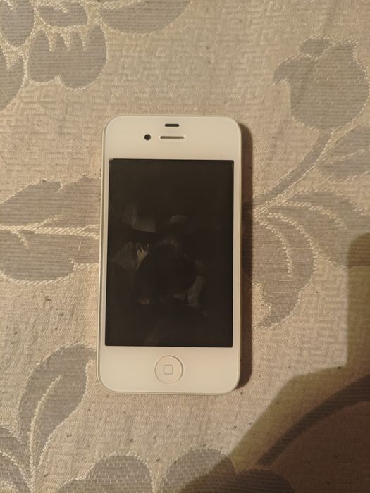 Redmi Note 12 128Gb и Iphone 4 32Gb