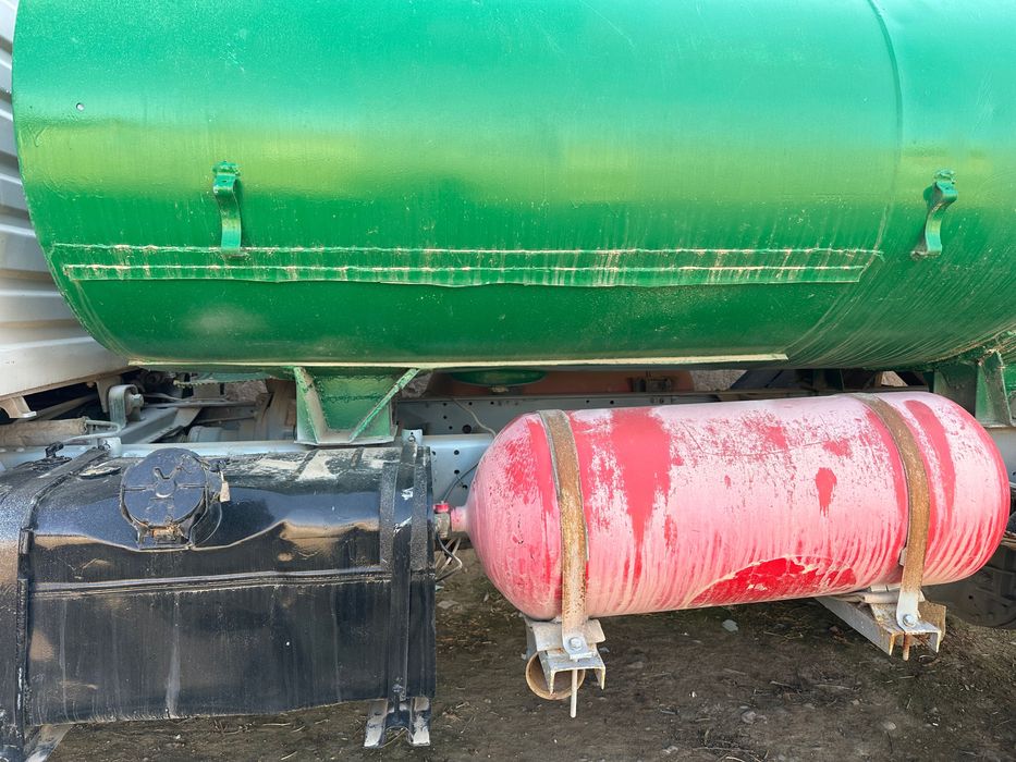 ЗИЛ Водавоз йили-2000