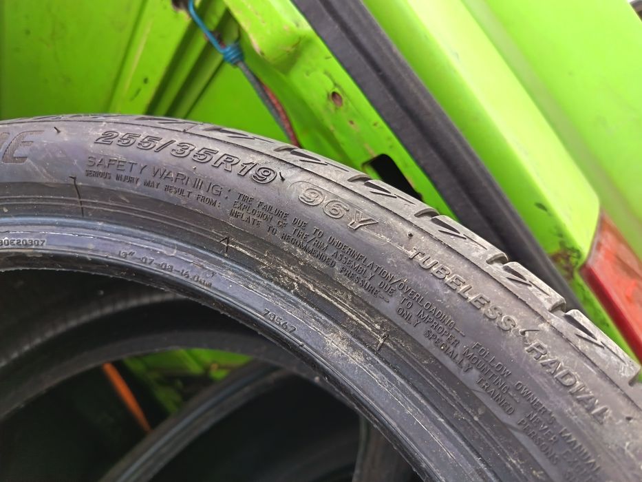 Anvelope vara 255 35 19 Bridgestone runflat 2024 6.3mm