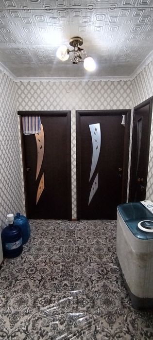 3 хонали уй сотилади ёки алмаштирилади