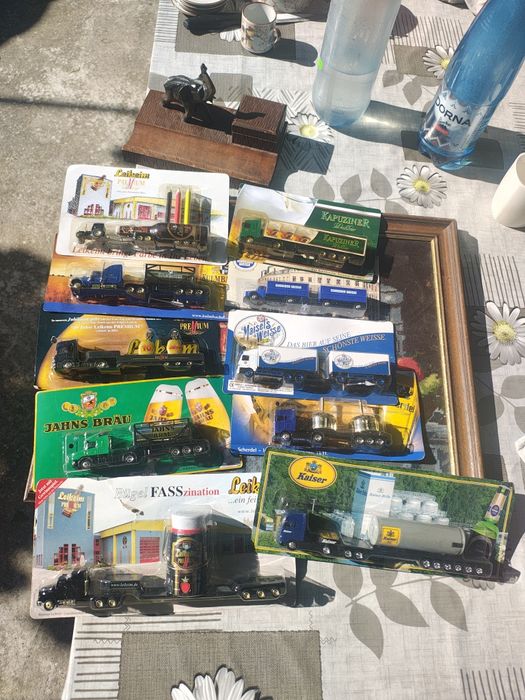 Lot machete camioane promoționale de colecție – Beri și băuturi
