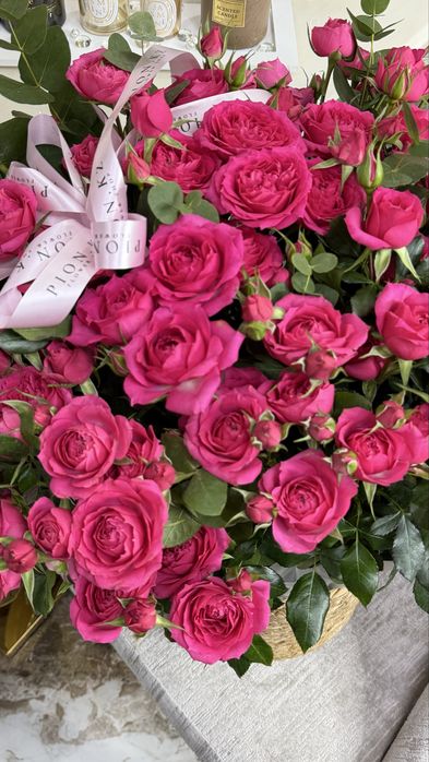 Корзина кустовых роз