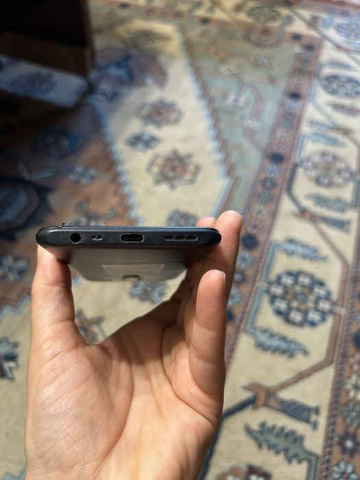 Xiomi redmi 9 смартфон в доста запазено състояние