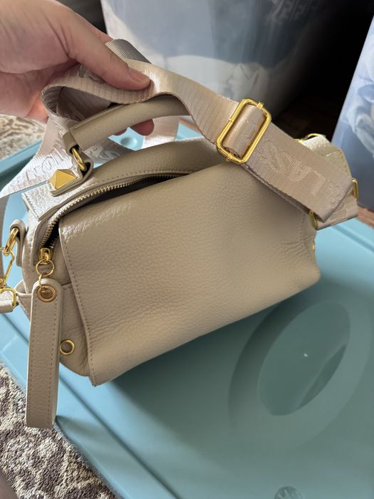 Сумки по 5 тыся состаяние отличные