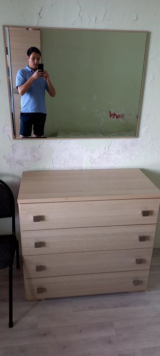 Продам спальный гарнитур(самовывоз)