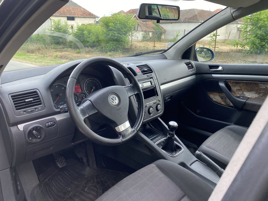 Volkswagen Golf V 2007 1.9TDI 90PS ADUSA RECENT DIN FRANTA