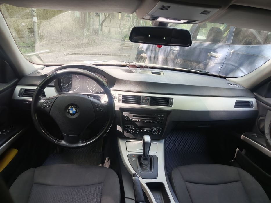 Продам автомобиль BMW 320 Е90