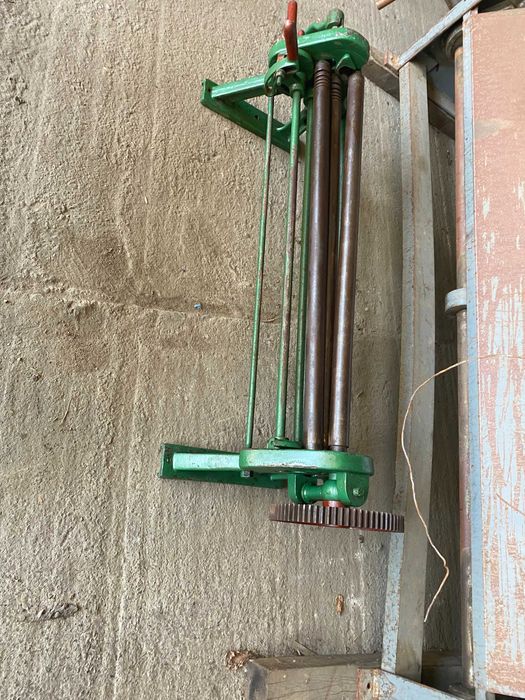 Masini de indoit manuale ,hidraulice sau electrice,mai multe modele
