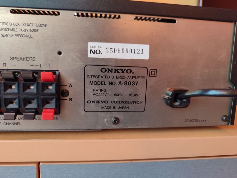 Усилвател Onkyo A-8037 перфектен