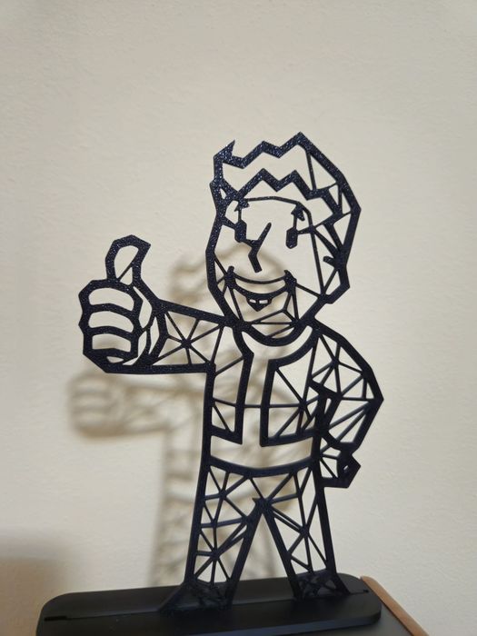 Vault Boy Fallout – figurină 3D fan art, decor birou gaming
fan art
fi