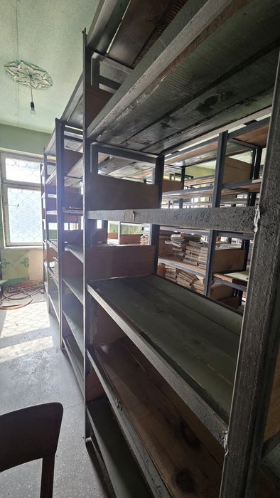 Стилажи Полки материял хороший