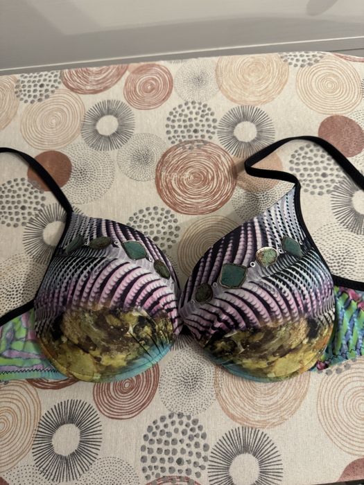 Продам купальники