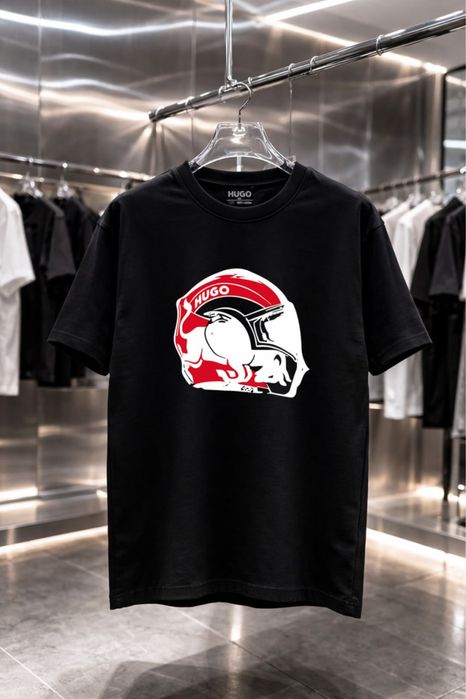 Hugo тениски качествени