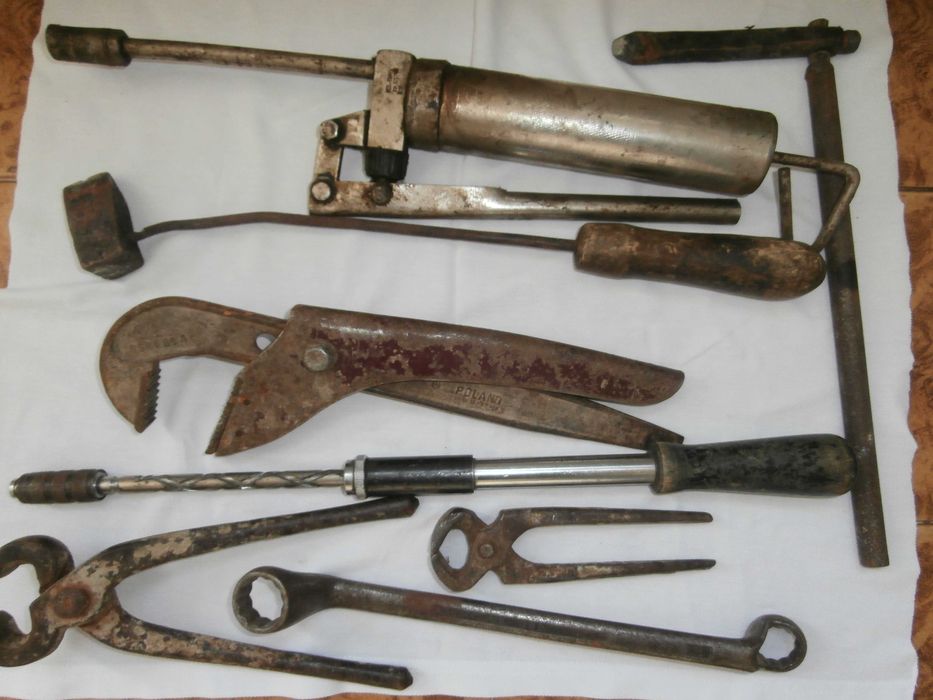 Стари инструменти