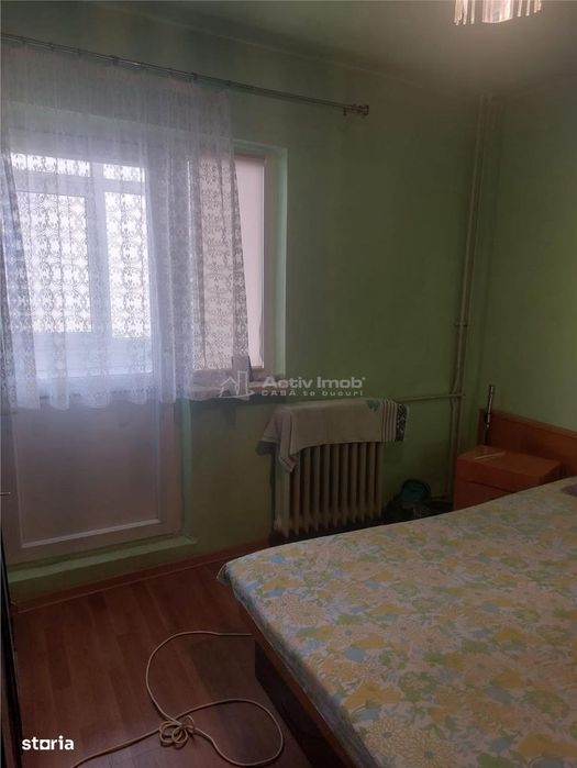 Apartament 2 decomandat, etaj 1, 2 balcoane - Sarari