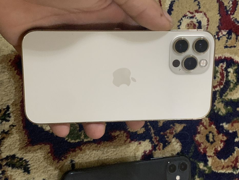 iphone 12 pro sotiladi 200$