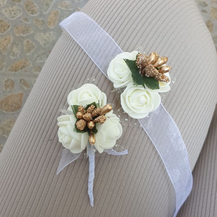 Сватбени бутониери