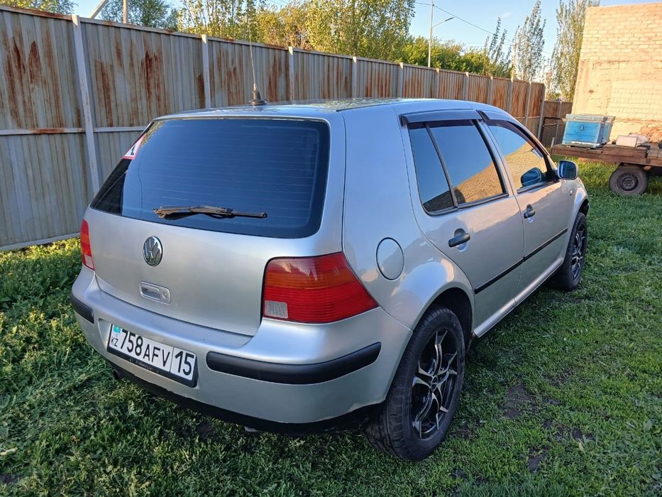 Продам а/м  Фольксваген Гольф-4