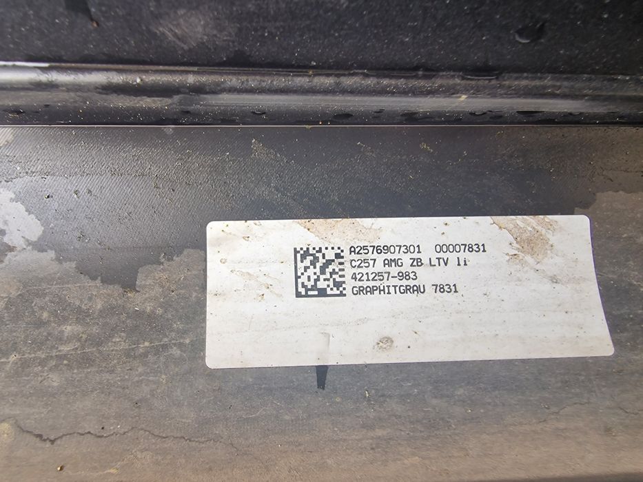 Mercedes Benz CLS C257 AMG ляв праг