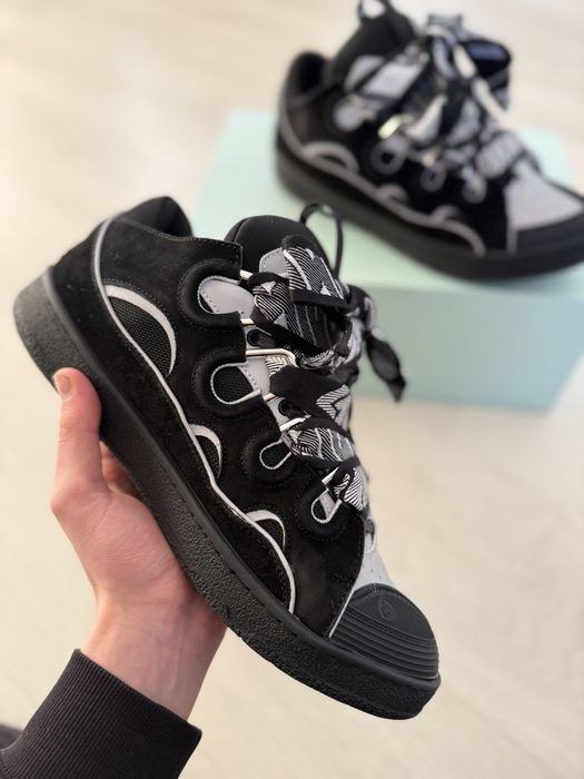 Lanvin Curb, reflective