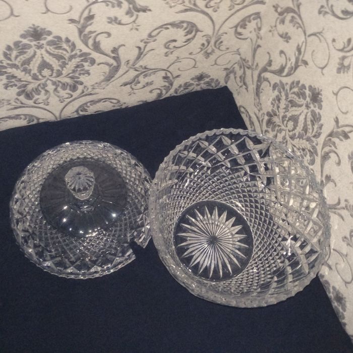 Срочно.. КРЮШОННИЦА БОГЕМИЯ (Bohemia) #антиквариат #хрусталь